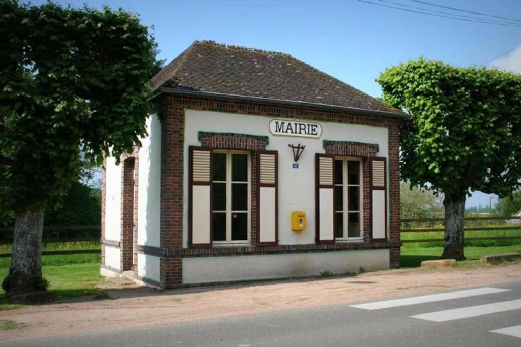 Domaine De Tardais, Ideal Famille Avec Piscine Et Nombreux Loisirs Senonches Exterior foto